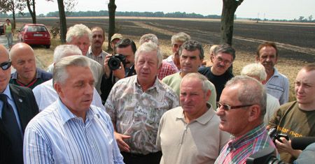 Lepper chce umarzania rolniczych kredytów