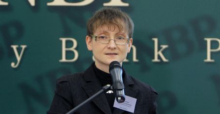 Mateusz Morawiecki odwołuje wiceprzewodniczącą KNF. Sama o to poprosiła