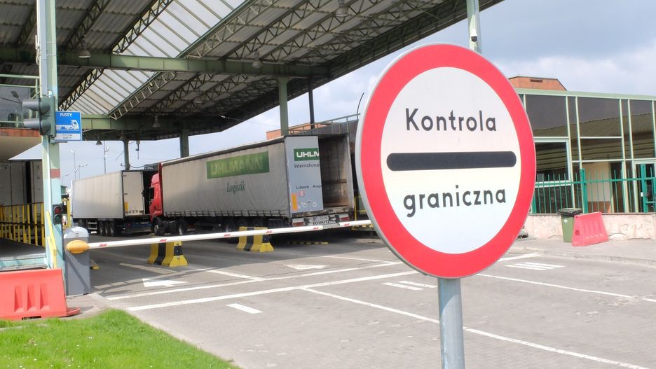 Kraków: pseudokibice zatrzymani przez Straż Graniczną. Przemycali uchodźców