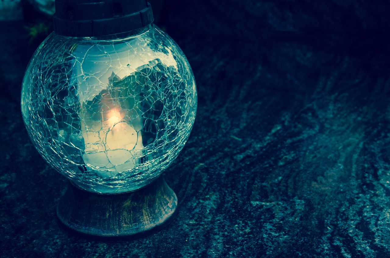 „Ten świat jest tak skonstruowany, że śmierć musi mieć sens. Że bywa wyczekiwana…”