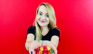 Niebezpieczne kolorowe jedzenie. Sprawdziłam, gdzie kryją się najgroźniejsze barwniki dodawane do żywności