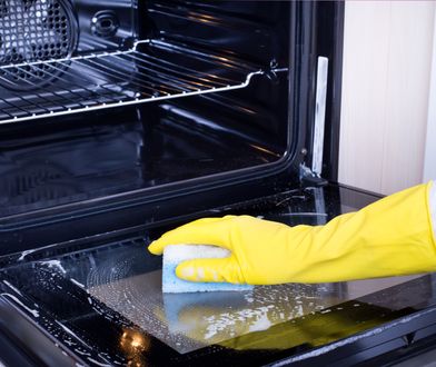 Jak doczyścić piekarnik? Wcale nie potrzeba do tego chemii