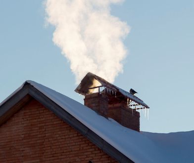 Koniec "kopciuchów" coraz bliżej. Jak oszczędzić na ogrzewaniu?