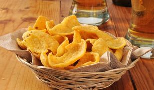 Quiz nie tylko dla kibiców. Sprawdź, ile kalorii mają popularne przekąski