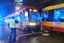 Zderzenie tramwajów w Warszawie. Utrudnienia w kursowaniu 9 linii