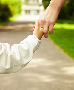 5 tys. zł mandatu za spacer z dzieckiem po chodniku