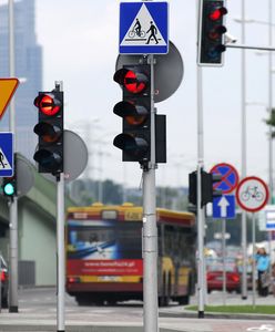 Pierwszeństwo na skrzyżowaniu nie takie oczywiste? Internauci mają wątpliwości