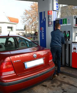 Paliwo wyjątkowo tanie. Na niektórych stacjach litr benzyny grubo poniżej 4 zł