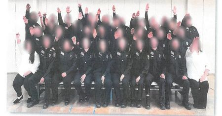 USA. Absolwenci uczelni przegrali karierę już na starcie