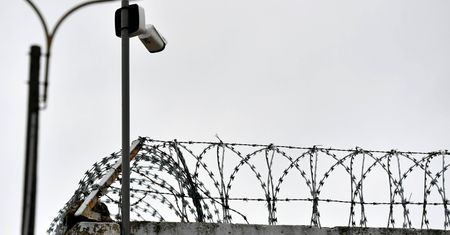 Prawo karne. Chcemy surowszych kar, ale płacić za więźniów nie ma komu