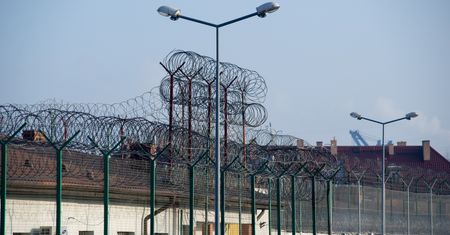 Przerażająca sprawa. Więził kobietę w Pabianicach i Ksawerowie. Jest akt oskarżenia