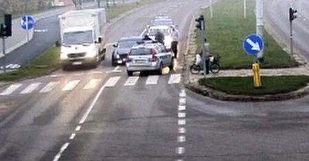Zasnął na skrzyżowaniu w Olsztynie. Nie był pijany