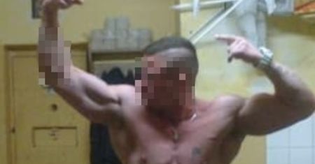 Zdjęcia z celi. Osadzony publikował je na portalu społecznościowym
