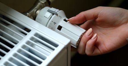 Sezon grzewczy to pojęcie względne. Mieszkańcy są na łasce zarządów spółdzielni