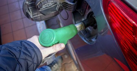 Paliwa drożeją, ale ceny niższe niż przed rokiem. Zobacz, ile zapłacisz na stacji