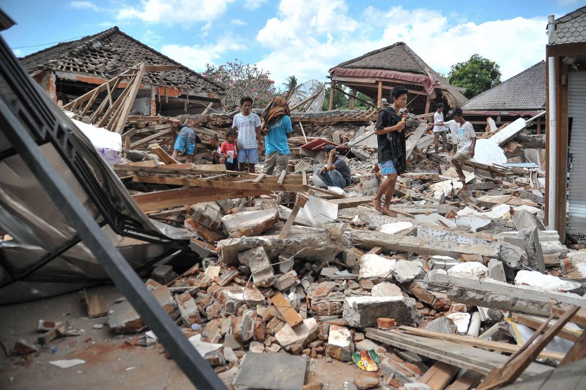 Indonezja: kolejne trzęsienie ziemi. Są ofiary śmiertelne