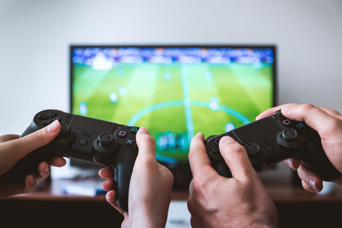 Gry na 2 osoby – najlepsze gry wideo dla dwóch graczy. Kooperacja, dzielony ekran czy gra sieciowa?