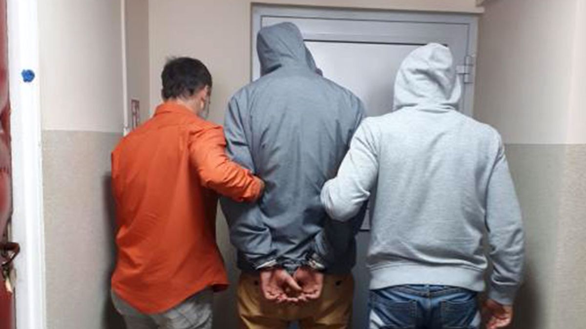 Służby zatrzymały już 18 osób związanych z tą grupą