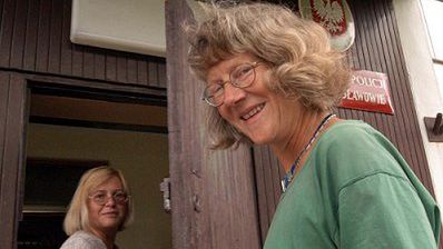 Lekarz-ginekolog Gunilla Kleiverda w drodze na przesłuchanie