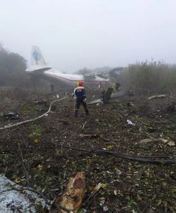 Lwów. Awaryjne lądowanie samolotu An-12 na Ukrainie