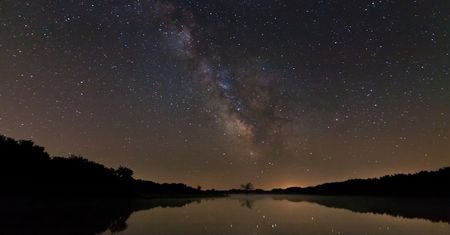 "Czarny księżyc" na nocnym niebie. Wyjątkowe zjawisko