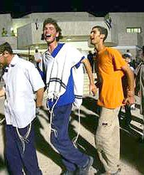 Osadnicy stawiają bierny opór