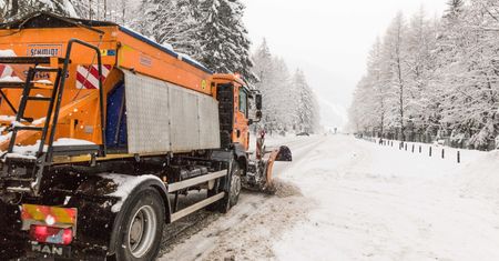 Silny wiatr i oblodzenia. Czego możemy się spodziewać w pogodzie?
