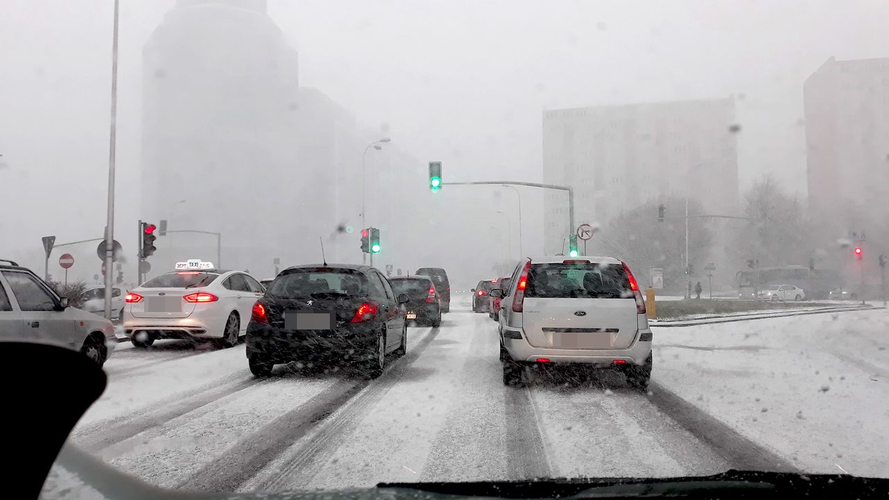 Pogoda na weekend. IMGW wydaje ostrzeżenie - należy zachować szczególną ostrożność