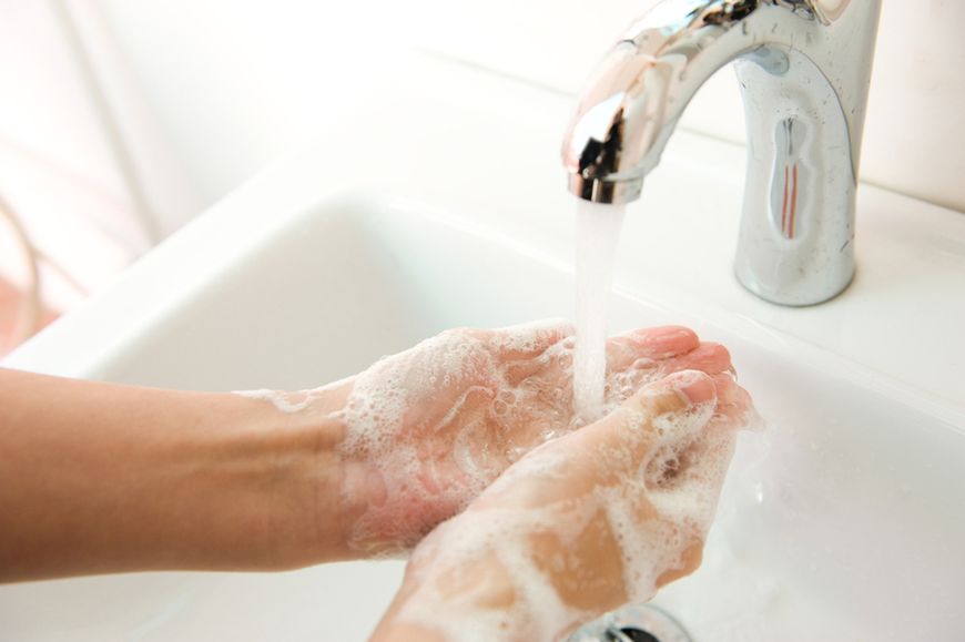 Regularne mycie rąk