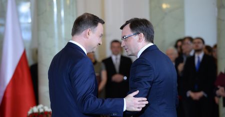 To wojna Ziobry z Dudą? Wyjaśniamy, o co chodzi w sprawie Michała Królikowskiego