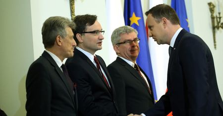 Andrzej Duda i Zbigniew Ziobro wymieniają ciosy