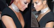 Jennifer Lopez zaliczyła wpadkę na czerwonym dywanie. Tak koszmarnej fryzury jeszcze nie miała