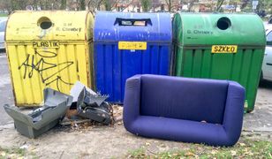 Warszawa. Sterta dokumentów w śmietniku. Posiadały wrażliwe dane