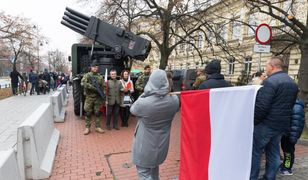 11 listopada w Warszawie. Marsz Niepodległości i Piknik wojskowy. Zmiany w komunikacji