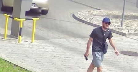 Rybnik. Ukradli z samochodu dużą sumę pieniędzy. Poznajesz ich?