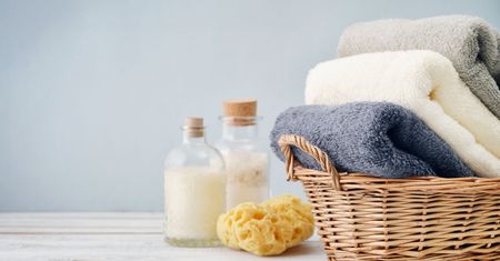 Ręczniki, które wycierają do sucha i szybko schną. Podpowiadamy, jak wybrać