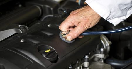 Mechanik źle zamontował rozrząd. Co z silnikiem i jak zgłosić reklamacje?