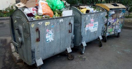 Są rzeczy, których Polacy nie wyrzucają. Bo nie wolno i nie wypada