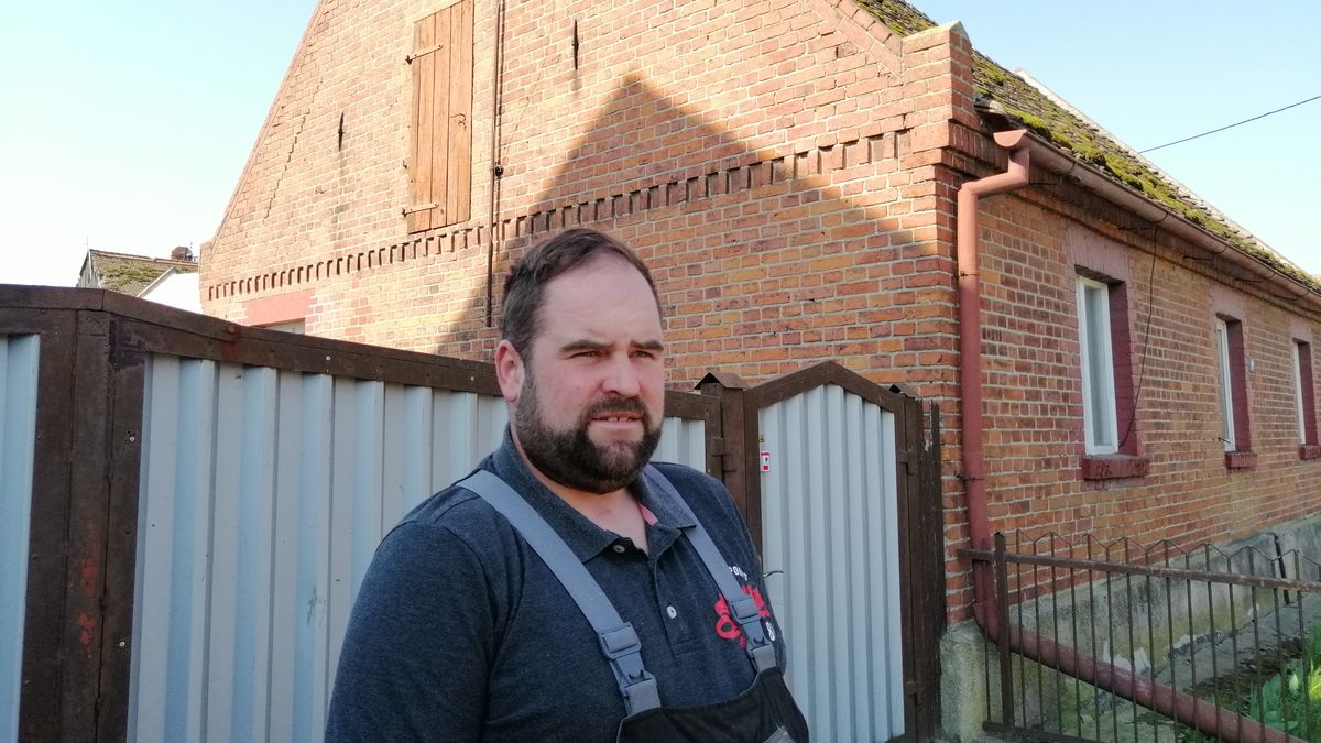 Rolnik z zachodniopomorskiego Piaseczna woli obrócić sprawę w żart. I opowiada o internetowych memach z niemieckimi krowami w rolach głównych