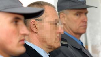 Gawronik w asyście policji