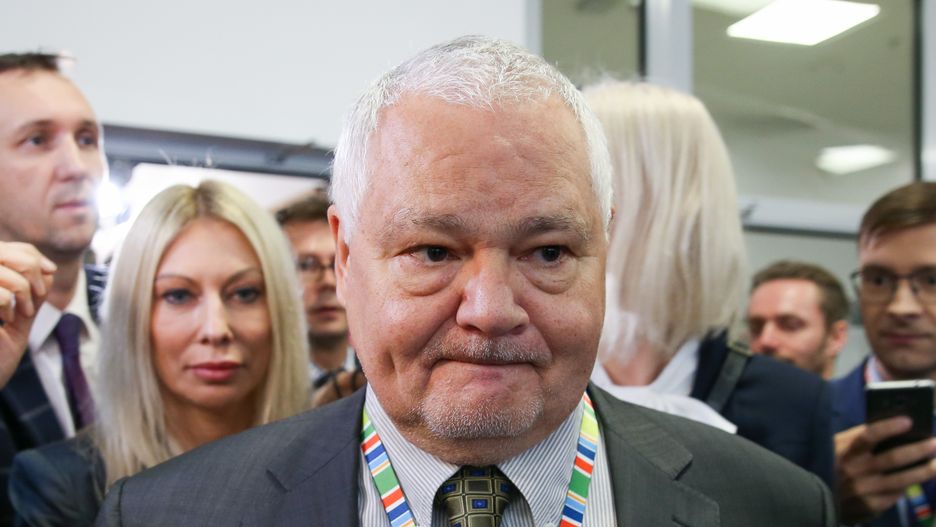 Kamila Sukiennik pojawiła się w towarzystwie prezesa Adama Glapińskiego na Kongresie 590 w Jasionce