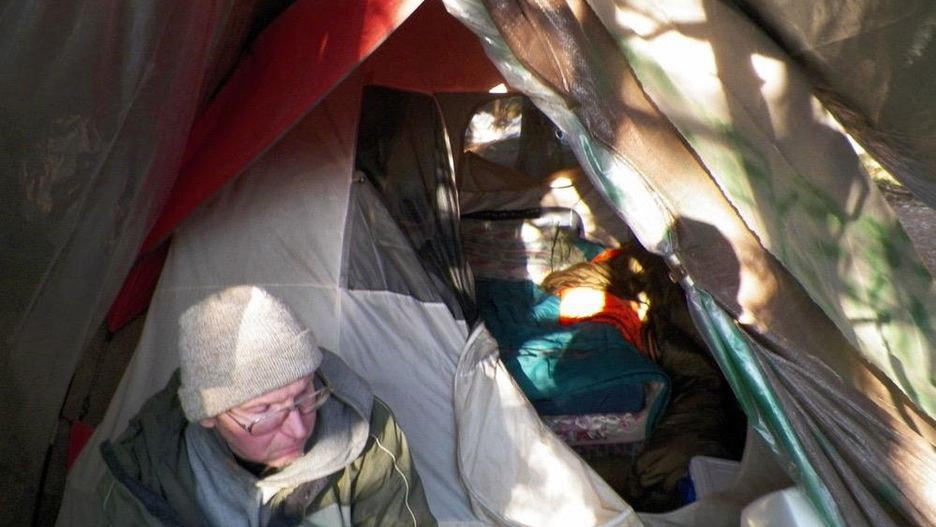 Jedyne zdjęcie Christophera Knighta w jego "naturalnym środowisku" zrobione po ujęciu przez policję