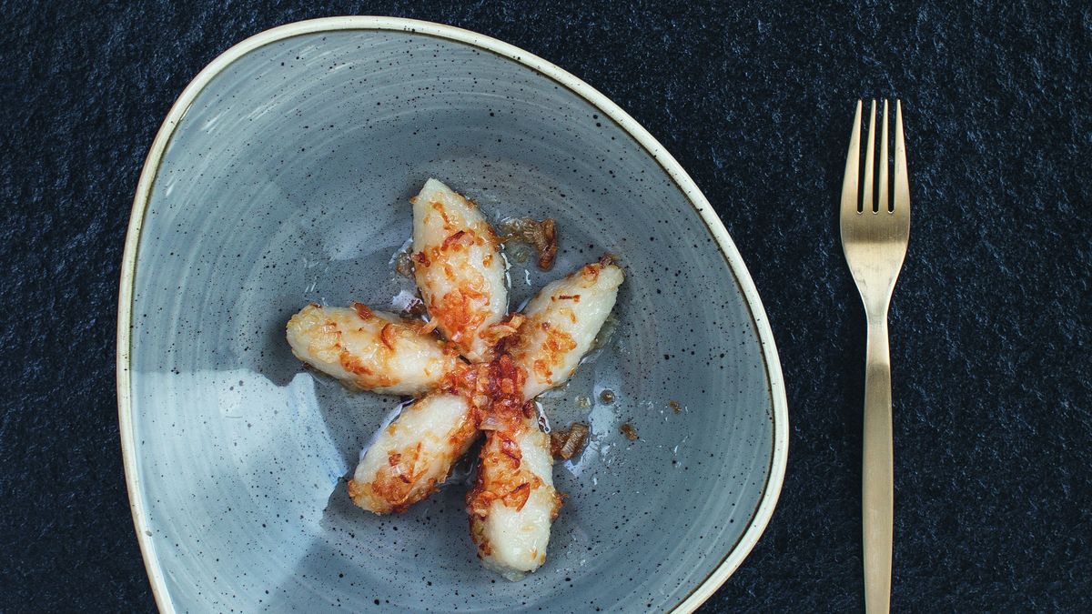 Brosaniki. Kluseczki z surowych ziemniaków