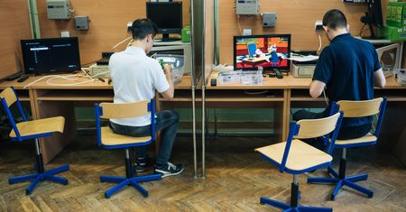 Rekrutacja podwójnego rocznika. Nie zdążą z badaniami lekarskimi? Rodzice alarmują