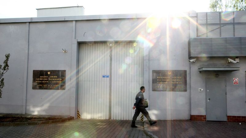 Ośrodek w Gostyninie. Śledczy znaleźli u Mariusza T. nośniki z pornografią dziecięcą