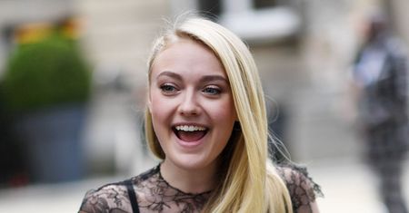 Dakota Fanning w przezroczystej sukience!