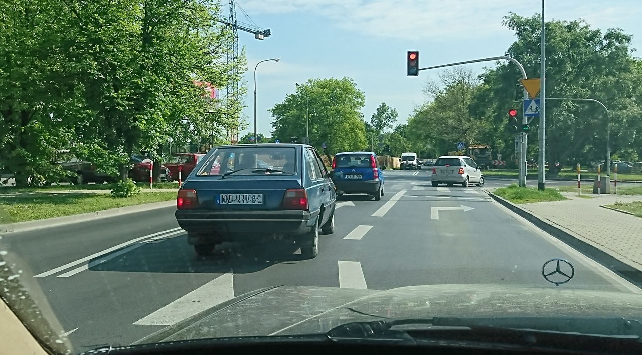 Wiek a refleks. Czy starsi kierowcy powinni przechodzić badania?