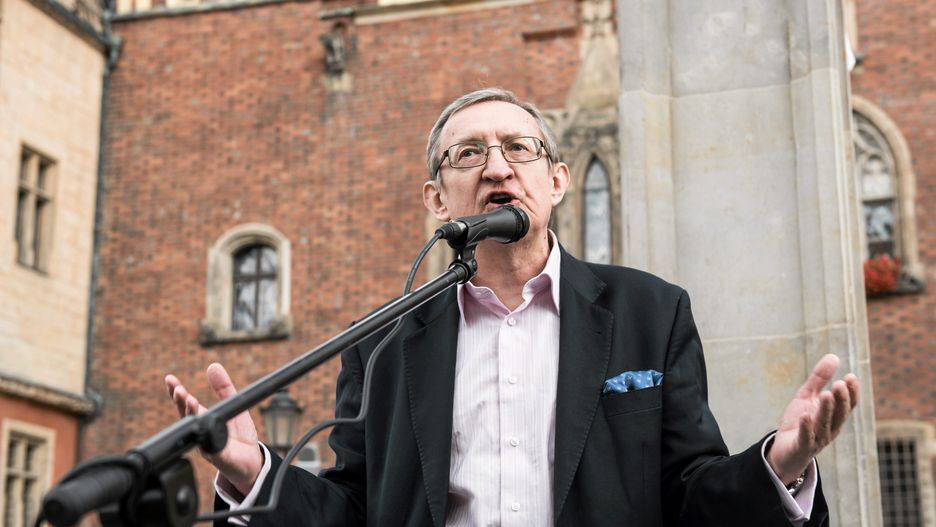 Józef Pinior ma postawione dwa zarzuty korupcyjne. 