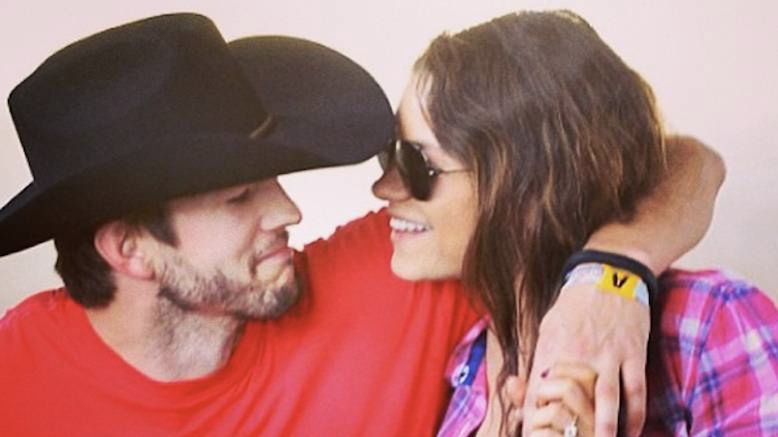 Ashton Kutcher, Mila Kunis 

Fotografia: Instagram.com