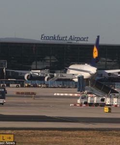 Kłopoty Boeinga lecącego do Warszawy. Awaryjne lądowanie